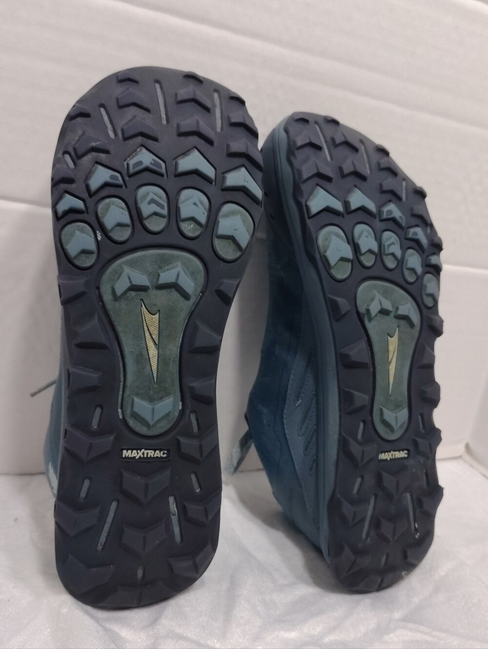 Altra Lone peak 6, Trail Runner, Women # 10.5 US - Picture 7 of 10